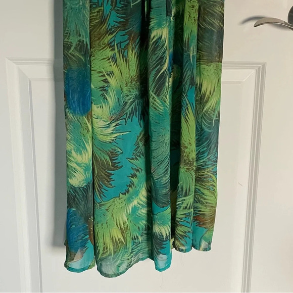 Lulus Tropic of Discussion Green Tropical Print Maxi Dress - 29835 - Picture 12 of 16